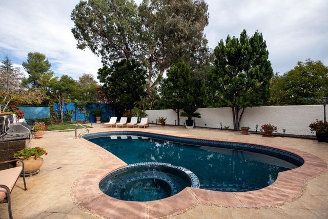 11637 Rebecca Lane, Los Altos Hills, CA 94024