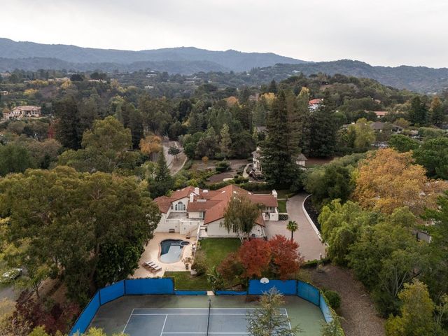 11637 Rebecca Lane, Los Altos Hills, CA 94024