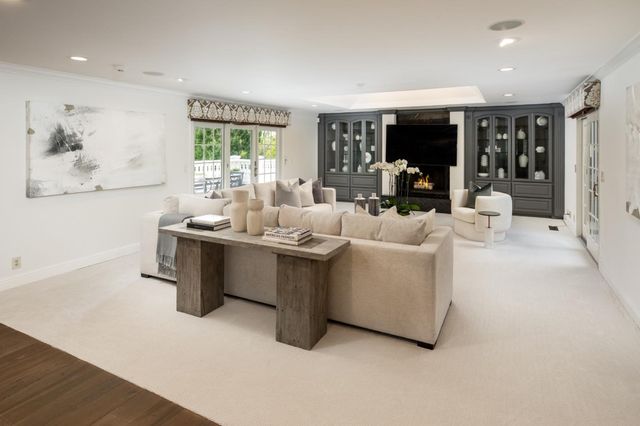 11637 Rebecca Lane, Los Altos Hills, CA 94024