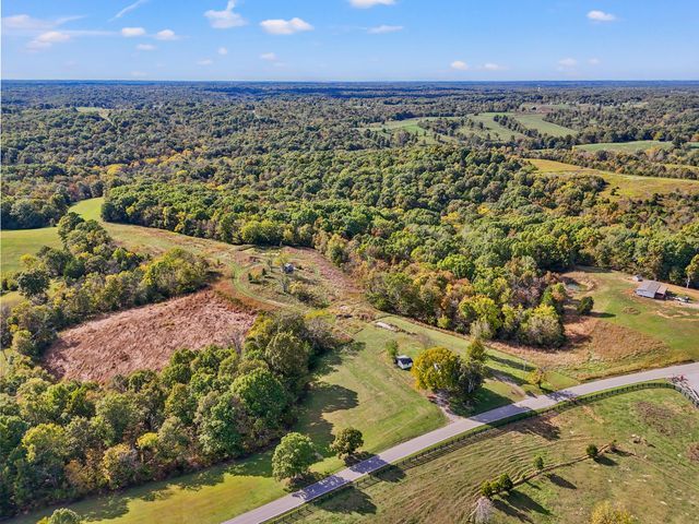 5021 St Johns Road, Frankfort, KY 40601