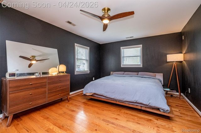 51 Hamata Avenue, Hazel Park, MI 48030