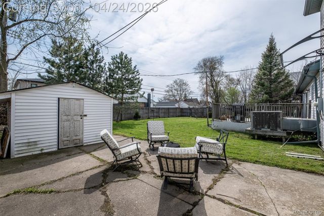 51 Hamata Avenue, Hazel Park, MI 48030