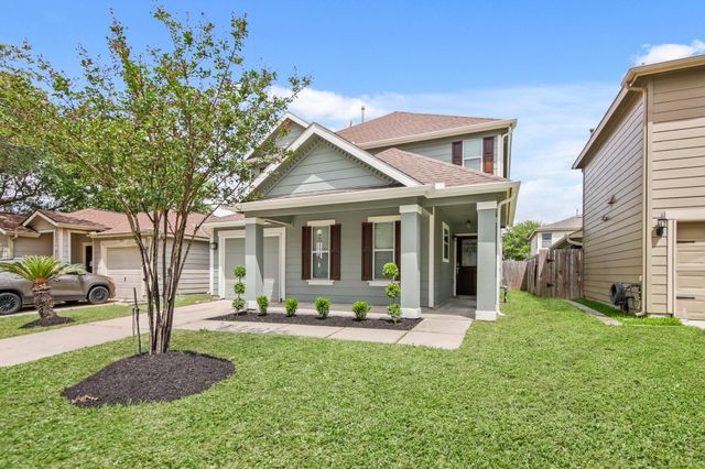 255 Silky Leaf Drive, Houston, TX 77073