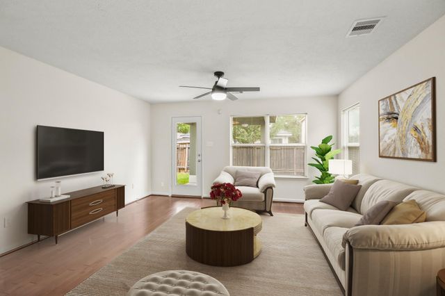 255 Silky Leaf Drive, Houston, TX 77073