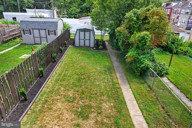 604 CHESTNUT ST, Columbia, PA 17512
