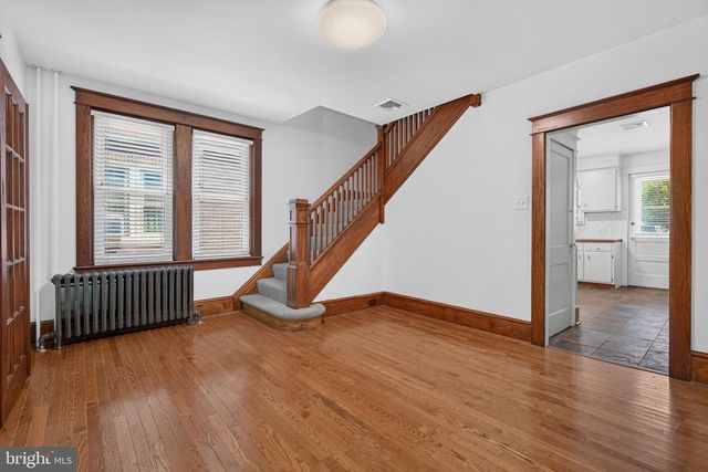 604 CHESTNUT ST, Columbia, PA 17512