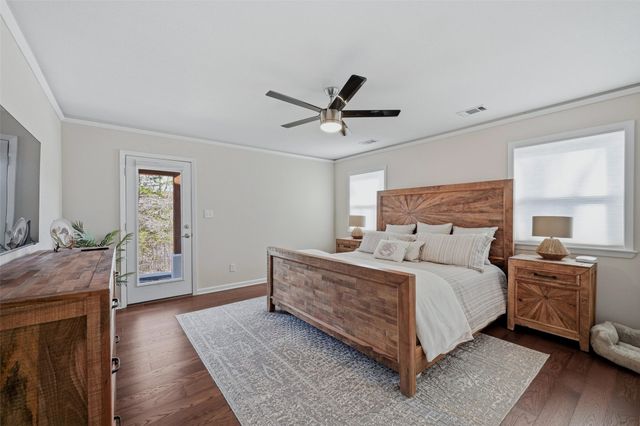 404 Hacienda Drive, Pottsboro, TX 75076