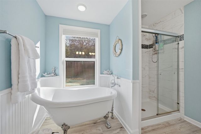 404 Hacienda Drive, Pottsboro, TX 75076