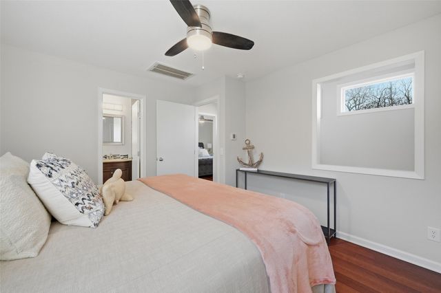 404 Hacienda Drive, Pottsboro, TX 75076