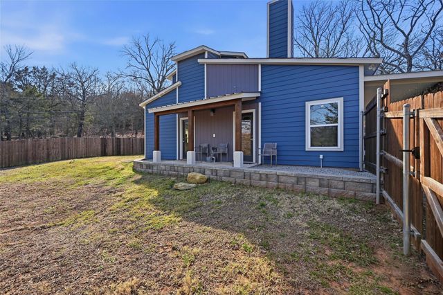 404 Hacienda Drive, Pottsboro, TX 75076