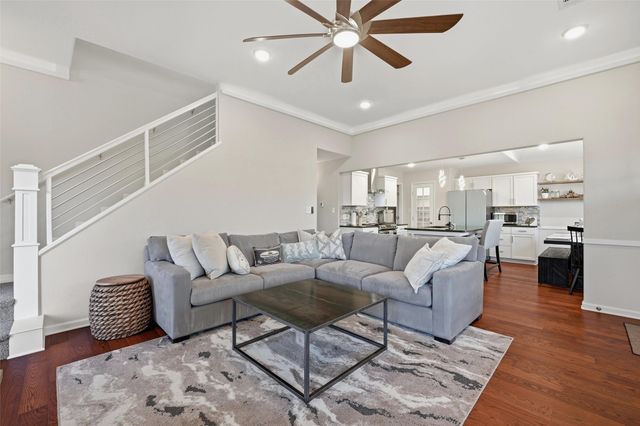 404 Hacienda Drive, Pottsboro, TX 75076