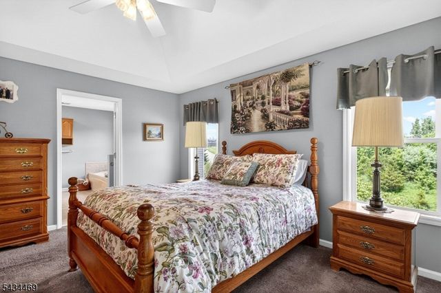 23 Caleb Ct, Hardyston Twp., NJ 07419
