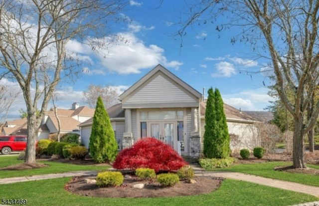 23 Caleb Ct, Hardyston Twp., NJ 07419