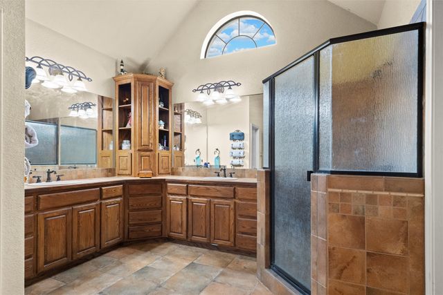 1561 Saint Andrews Drive, Red Oak, TX 75154