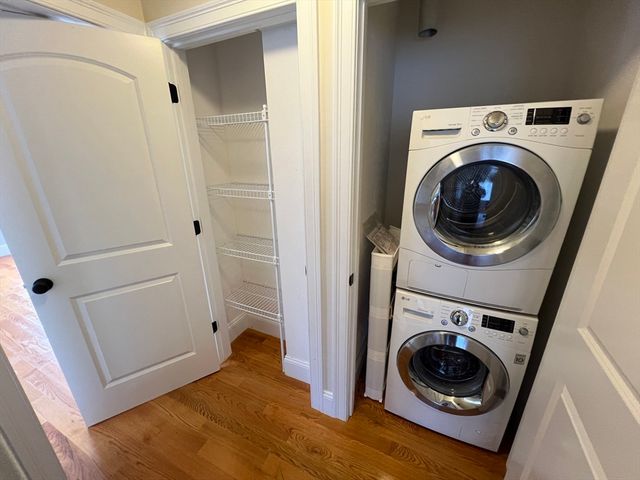 159 Willard St 7, Quincy, MA 02169