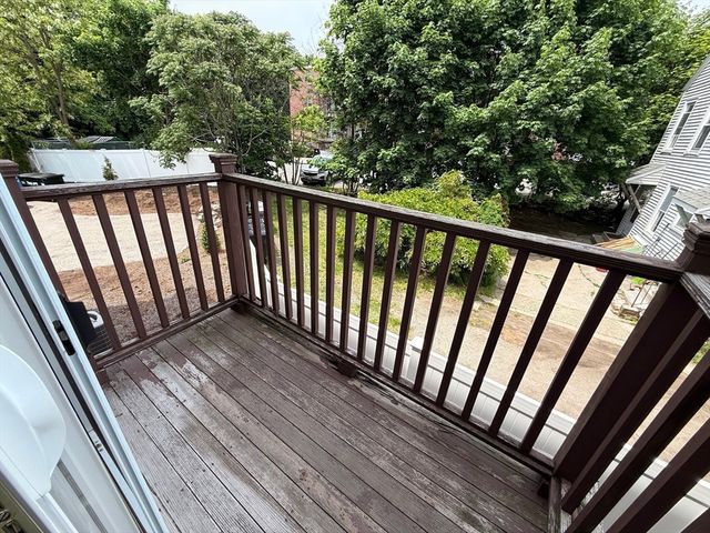 159 Willard St 7, Quincy, MA 02169