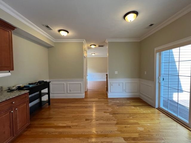 159 Willard St 7, Quincy, MA 02169