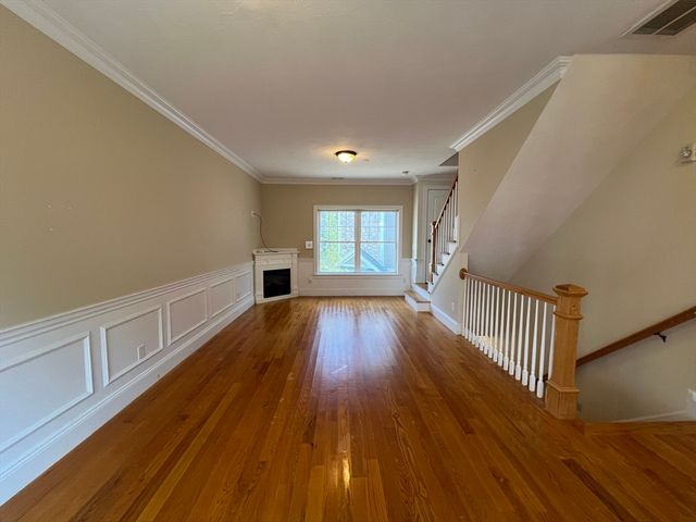 159 Willard St 7, Quincy, MA 02169
