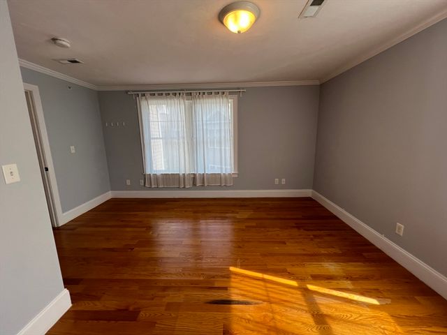 159 Willard St 7, Quincy, MA 02169