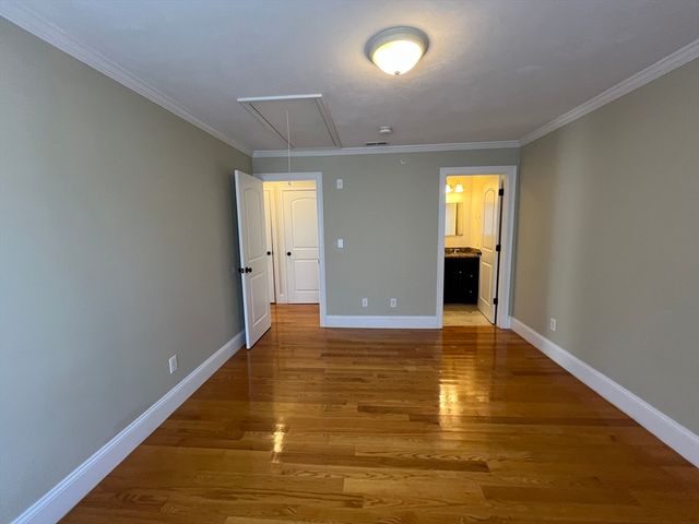 159 Willard St 7, Quincy, MA 02169
