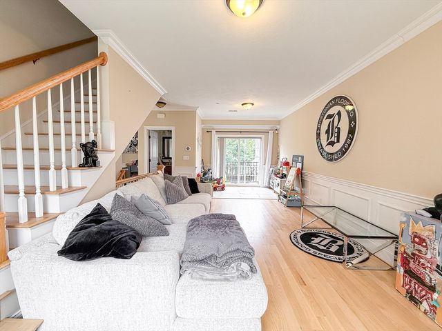 159 Willard St 7, Quincy, MA 02169
