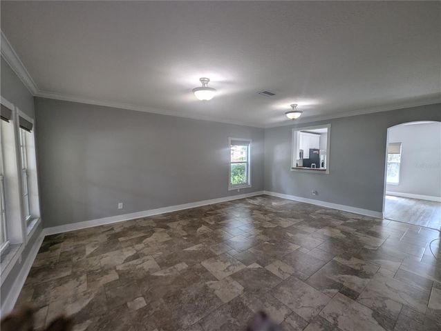 6202 GANNETDALE DRIVE, Lithia, FL 33547