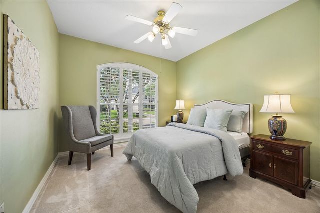 13610 Lakeshore Way Court, Houston, TX 77077