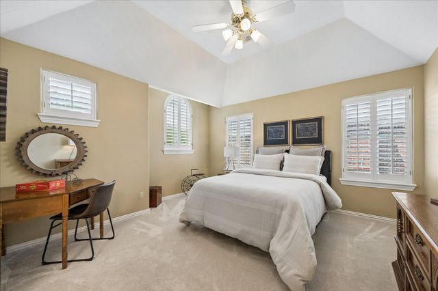 13610 Lakeshore Way Court, Houston, TX 77077