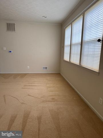 22 PLEASANT VALLEY DR, Sewell, NJ 08080