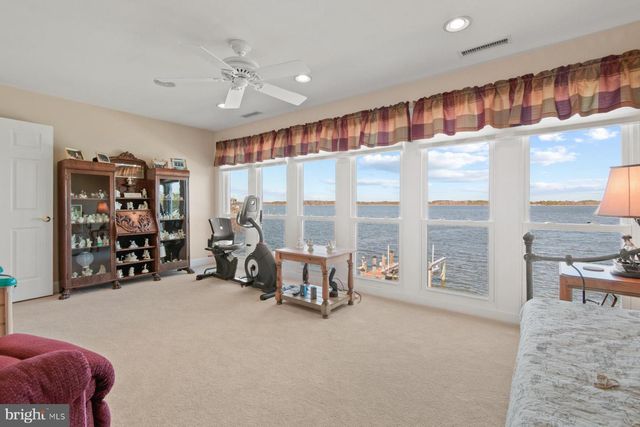 46 BOATSWAIN DR, Berlin, MD 21811