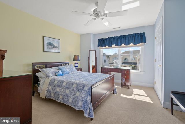 46 BOATSWAIN DR, Berlin, MD 21811