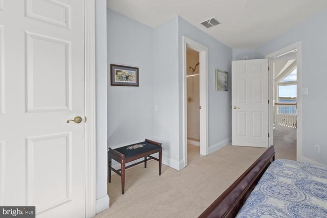 46 BOATSWAIN DR, Berlin, MD 21811