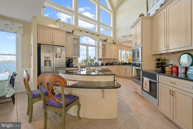 46 BOATSWAIN DR, Berlin, MD 21811