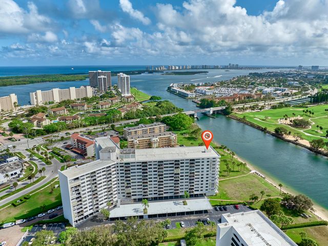 336 Golfview Road 605, North Palm Beach, FL 33408