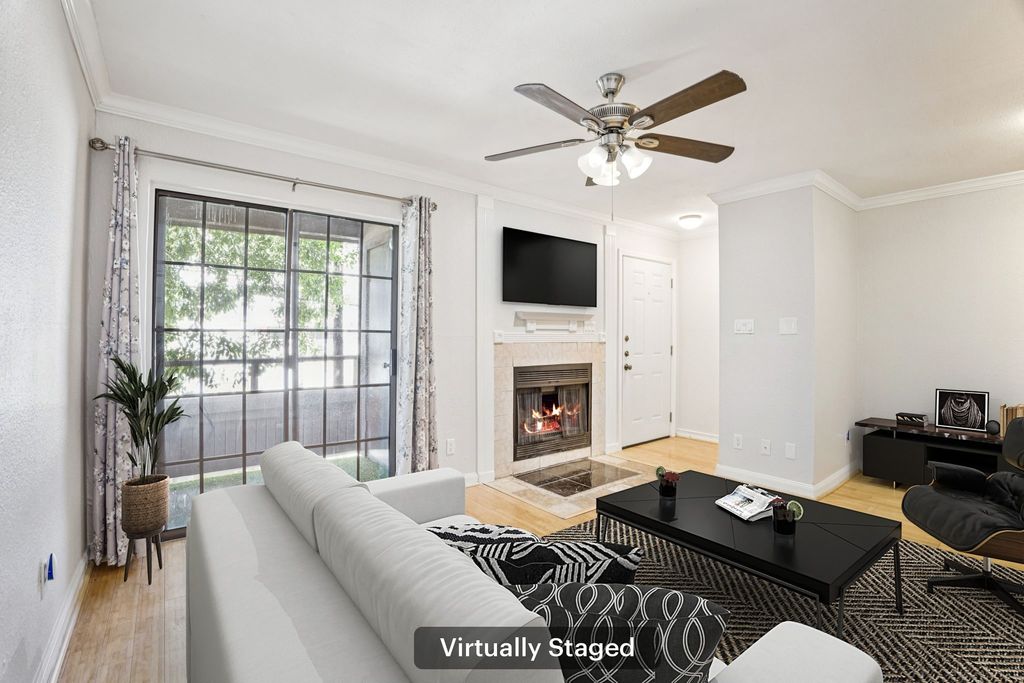 5757 E University Boulevard 27Z, Dallas, TX 75206