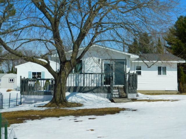 4960 Pine Drive, Excelsior Twp, MI 49646