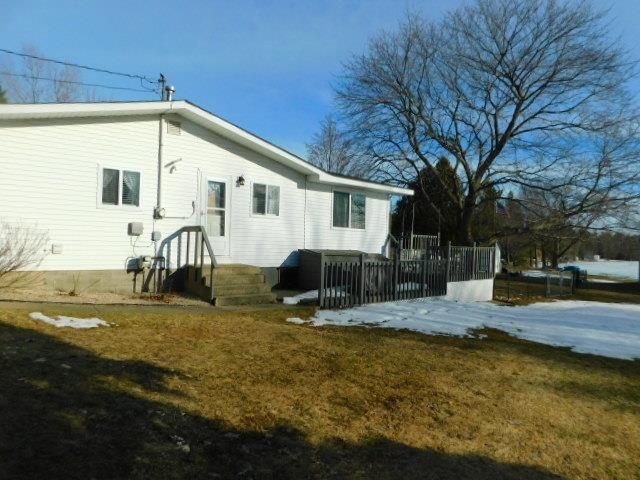 4960 Pine Drive, Excelsior Twp, MI 49646