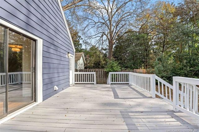 1605 Morganton Road, Fayetteville, NC 28305