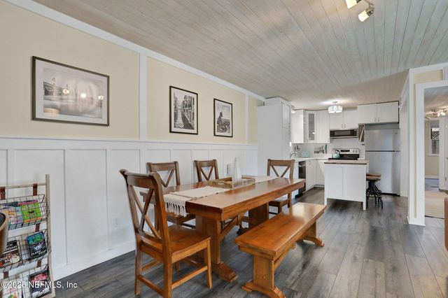 1721 S 2ND Street S, Jacksonville Beach, FL 32250