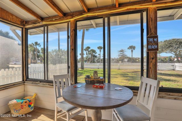 1721 S 2ND Street S, Jacksonville Beach, FL 32250