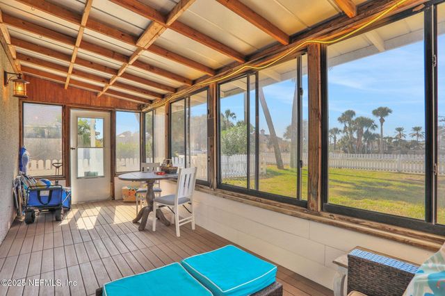 1721 S 2ND Street S, Jacksonville Beach, FL 32250