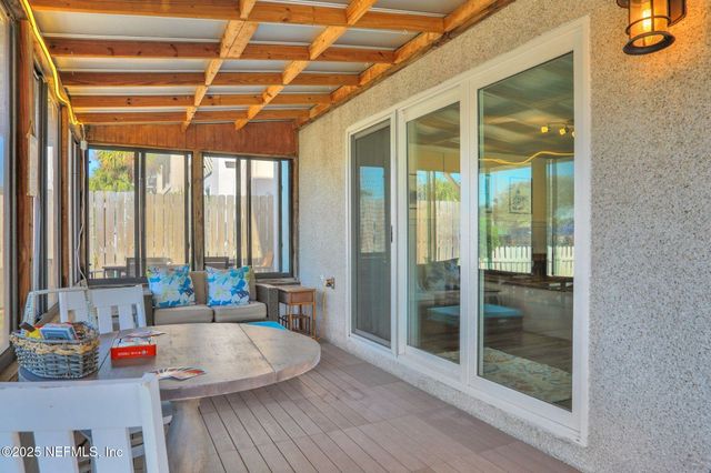 1721 S 2ND Street S, Jacksonville Beach, FL 32250