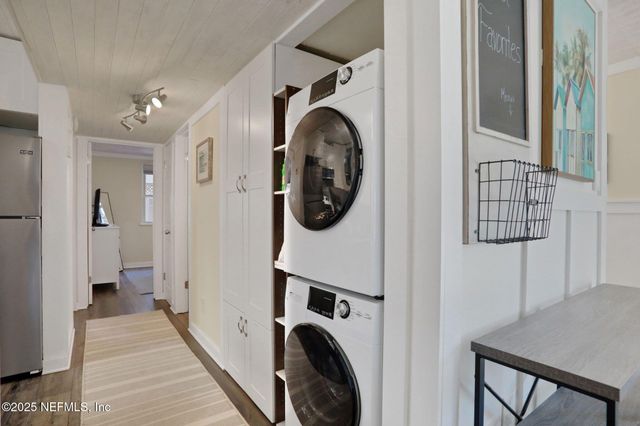 1721 S 2ND Street S, Jacksonville Beach, FL 32250