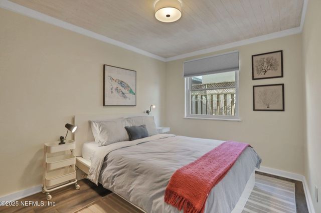 1721 S 2ND Street S, Jacksonville Beach, FL 32250