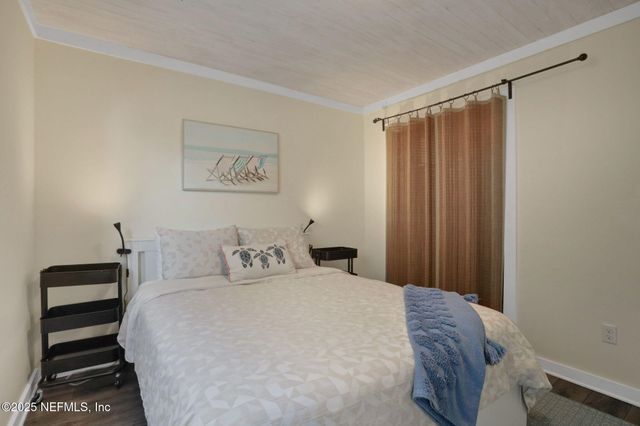 1721 S 2ND Street S, Jacksonville Beach, FL 32250