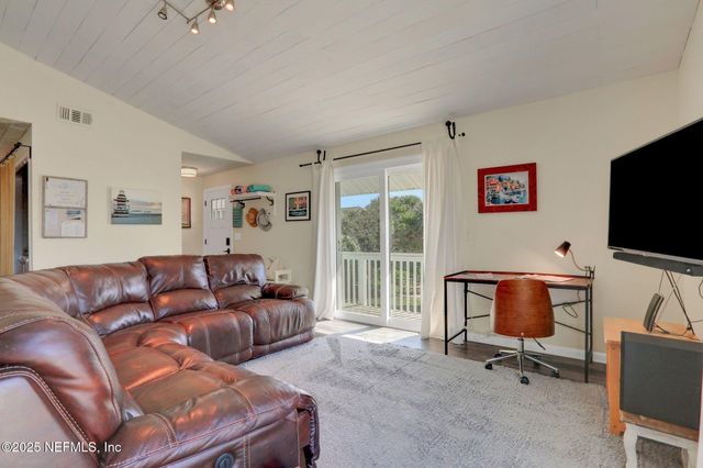 1721 S 2ND Street S, Jacksonville Beach, FL 32250