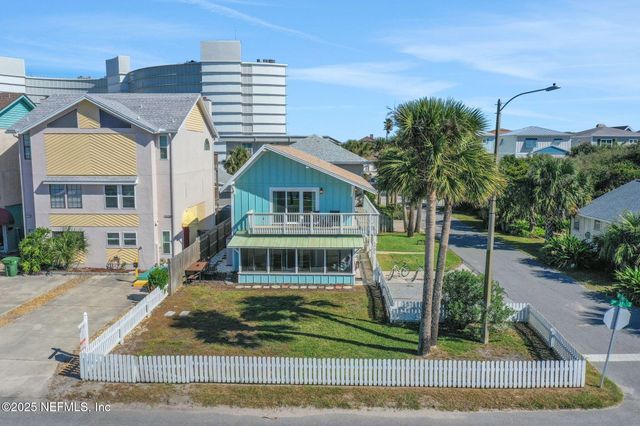 1721 S 2ND Street S, Jacksonville Beach, FL 32250