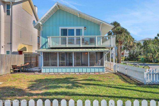 1721 S 2ND Street S, Jacksonville Beach, FL 32250