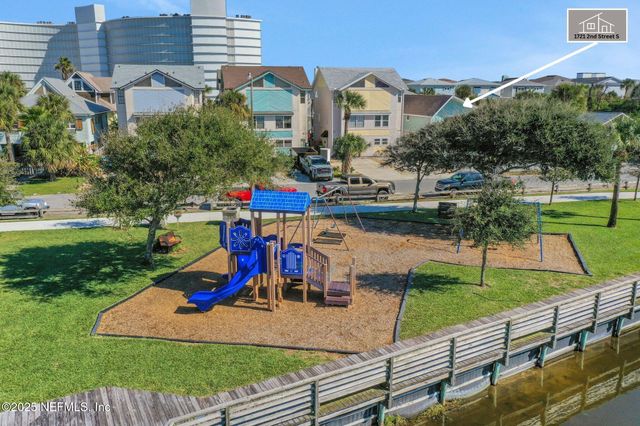 1721 S 2ND Street S, Jacksonville Beach, FL 32250