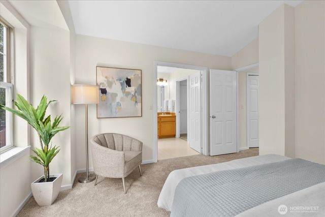9003 158th Place NE, Redmond, WA 98052